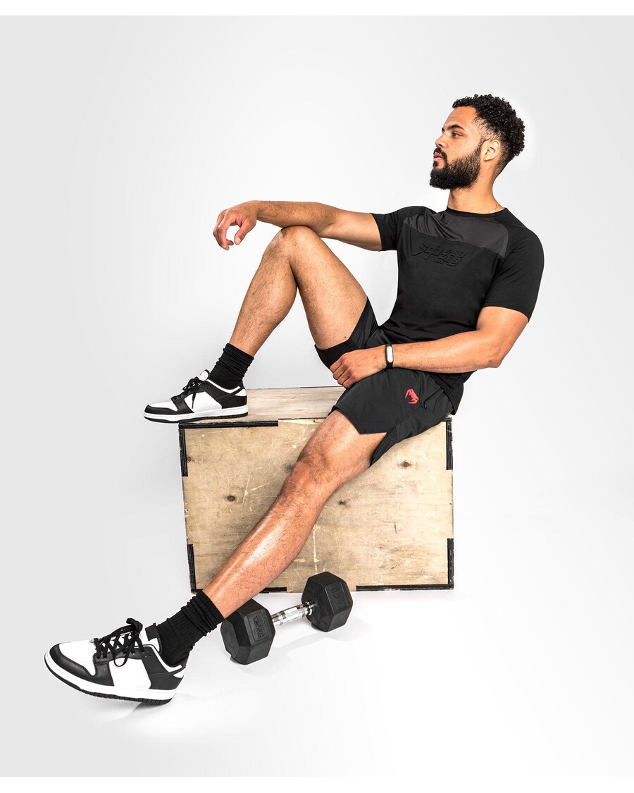 тениска Venum Okinawa 3.0 - черно/червено