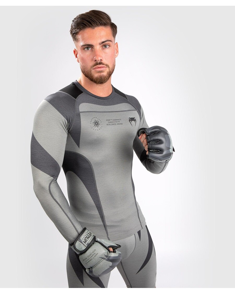 Venum Stone Rashguard - Lange Ermer - Mineralgrønn