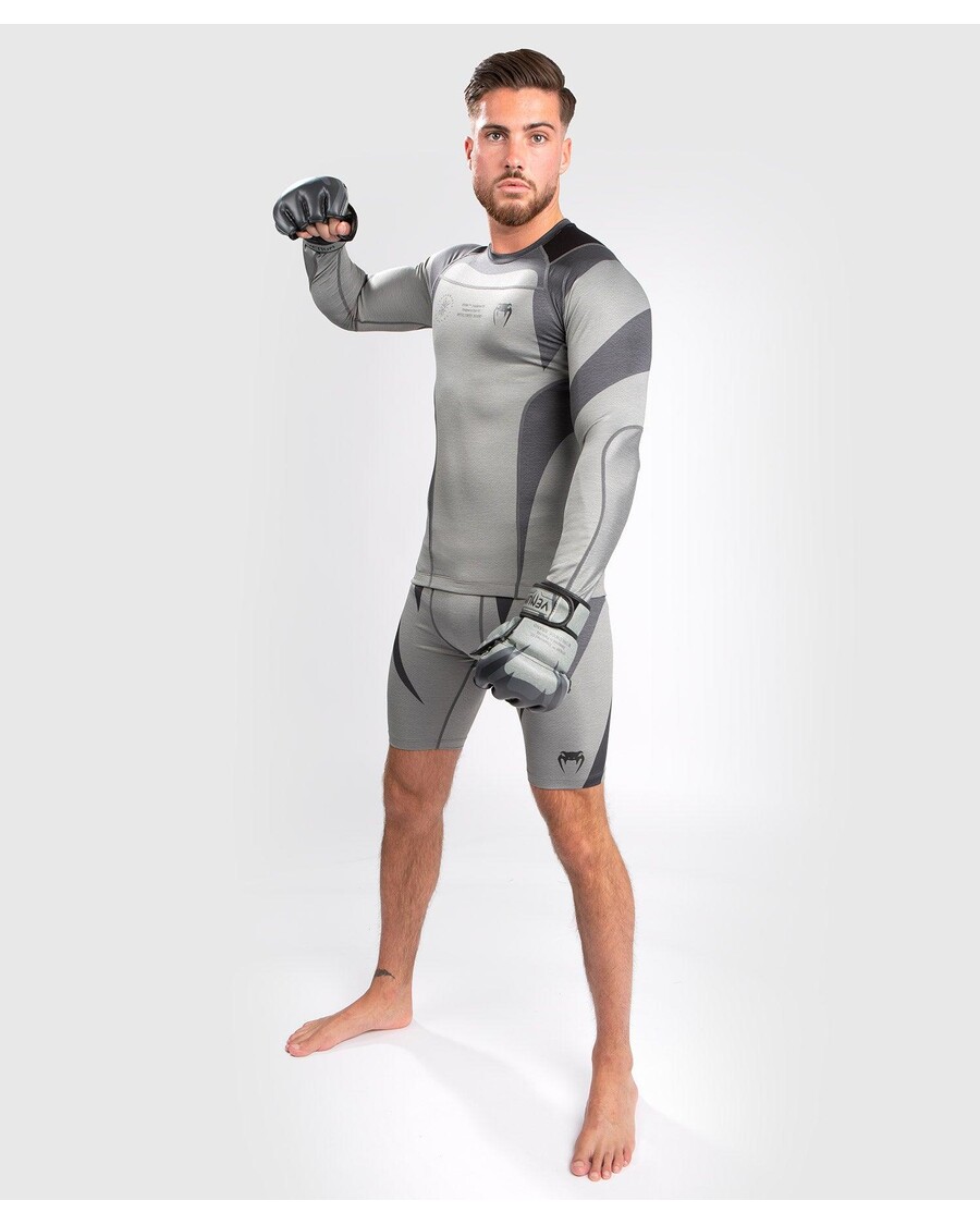 Venum Stone Rashguard - Lange Ermer - Mineralgrønn