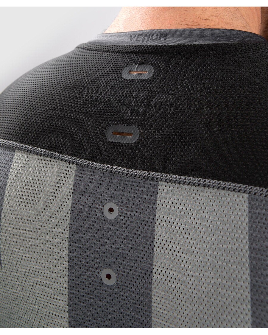 Venum Stone Rashguard - Lange Ermer - Mineralgrønn