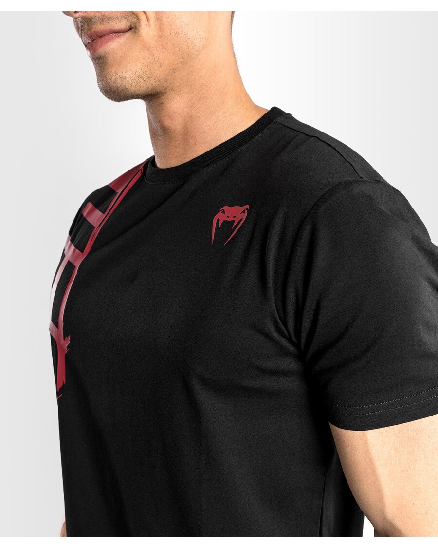 Ufc Venum Authentic Fight Week 2.0 חולצת טריקו לגברים עם שרוולים קצרים - שחור/אדום