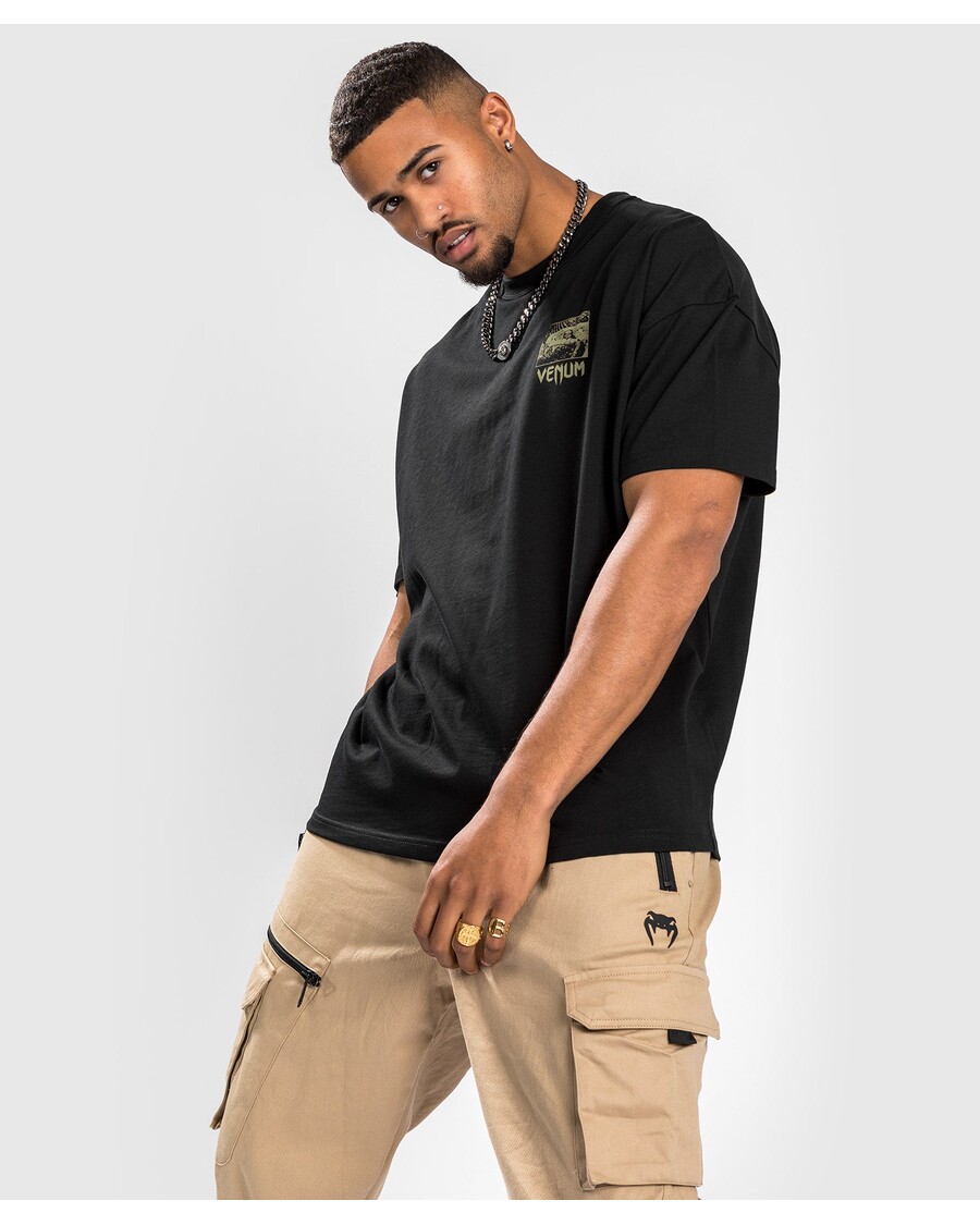 Venum Fangs T-shirt - Oversize Pasform - Sort