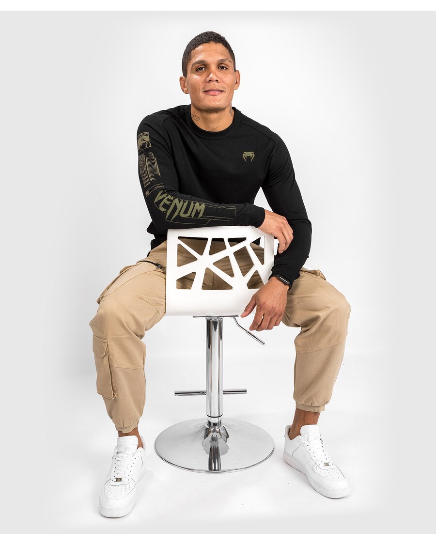 חולצת טי Venum Fangs - שרוולים ארוכים - שחורה