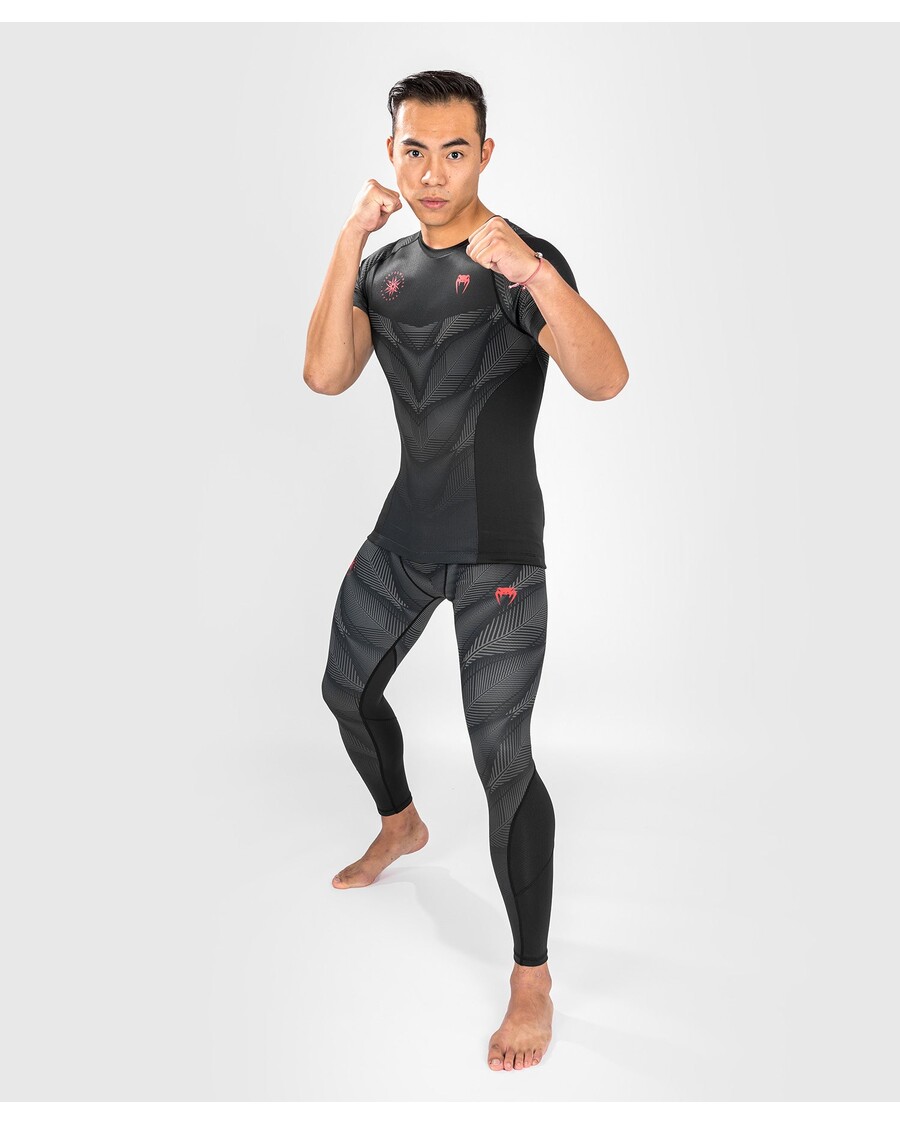 Venum Phantom Rashguard Korte Mouwen - Zwart/rood