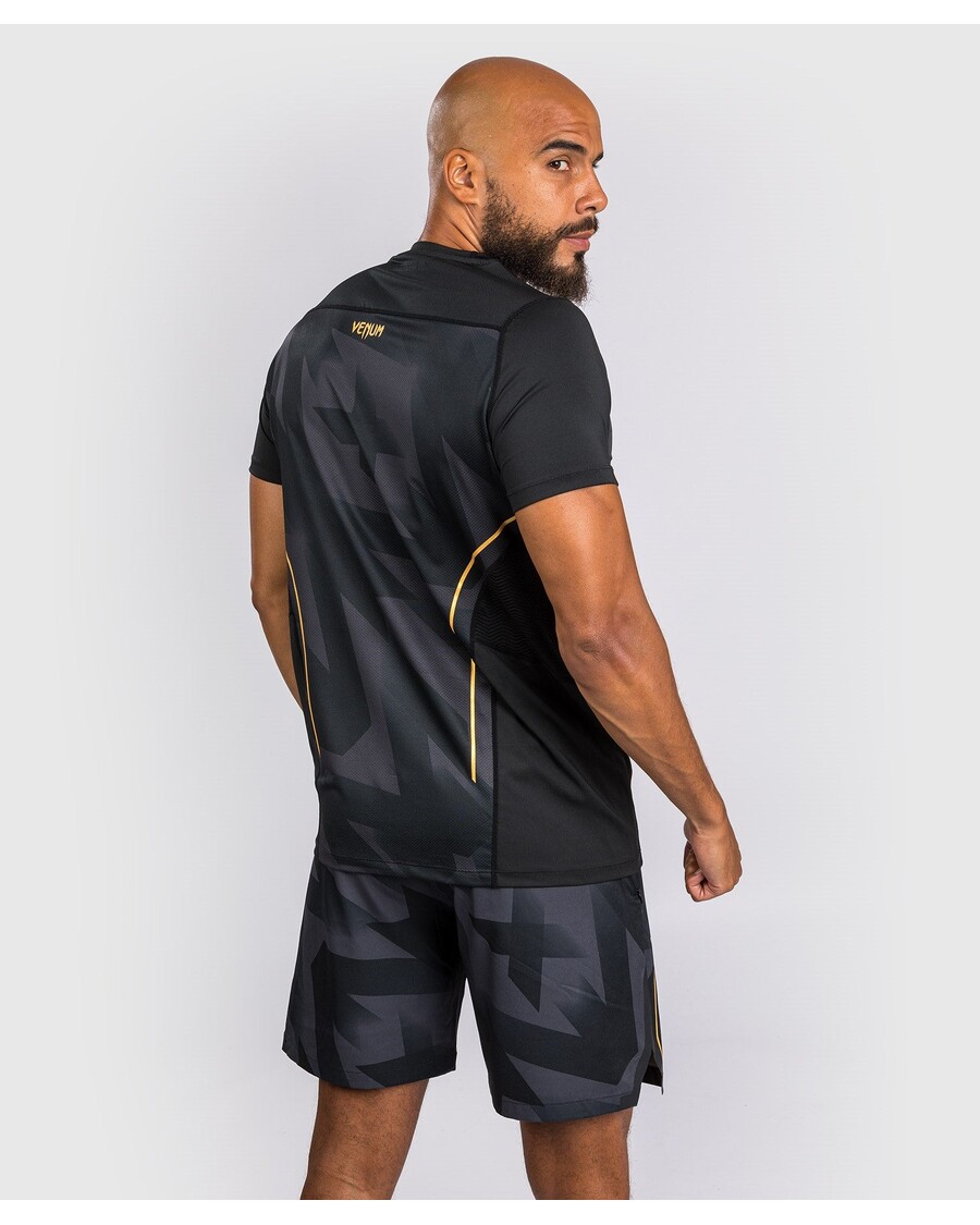Μπλουζάκι Venum ξυράφι ξηρής τεχνολογίας - μαύρο/χρυσό