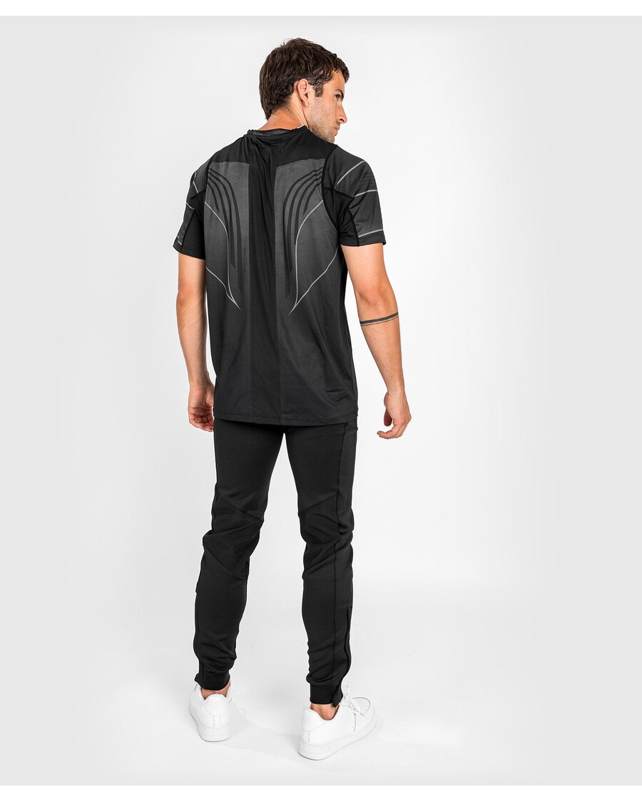 UFC Venum オーセンティック ファイト ナイト 2.0 キット By Venum メンズ ウォークアウト ジャージ - ブラック