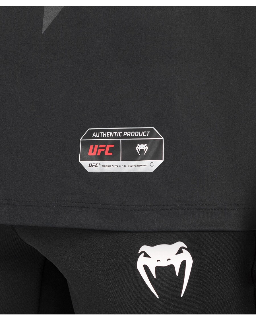 UFC Venum オーセンティック ファイト ナイト 2.0 キット By Venum メンズ ウォークアウト ジャージ - ブラック