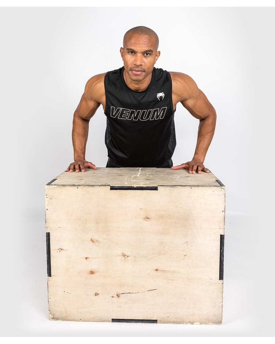 Venum クラシック エボ ドライ テック タンク トップ - ブラック/ホワイト