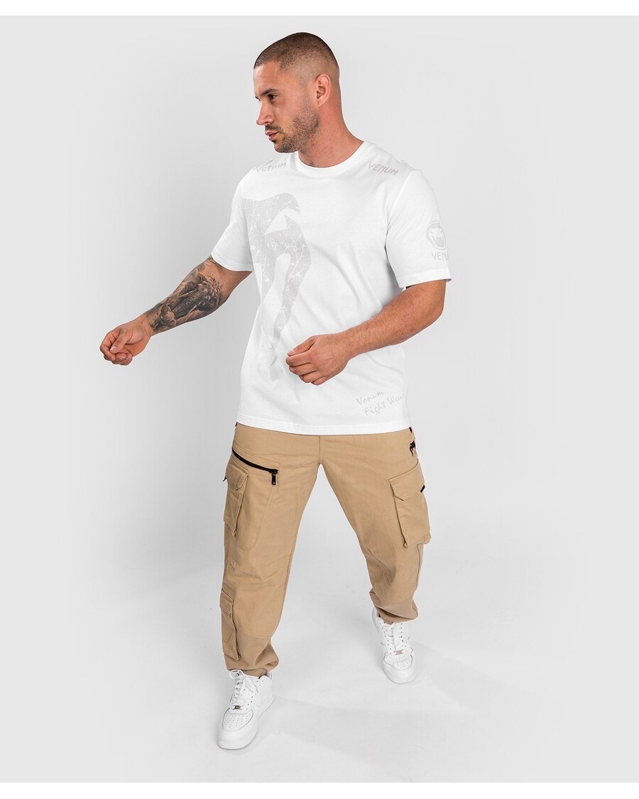 Футболка Venum Giant — стандартного кроя — белая