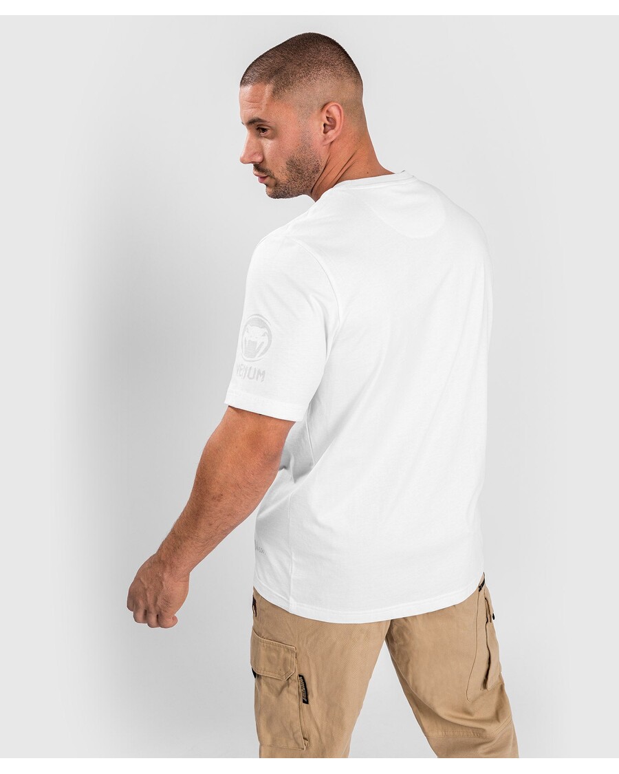 Футболка Venum Giant — стандартного кроя — белая