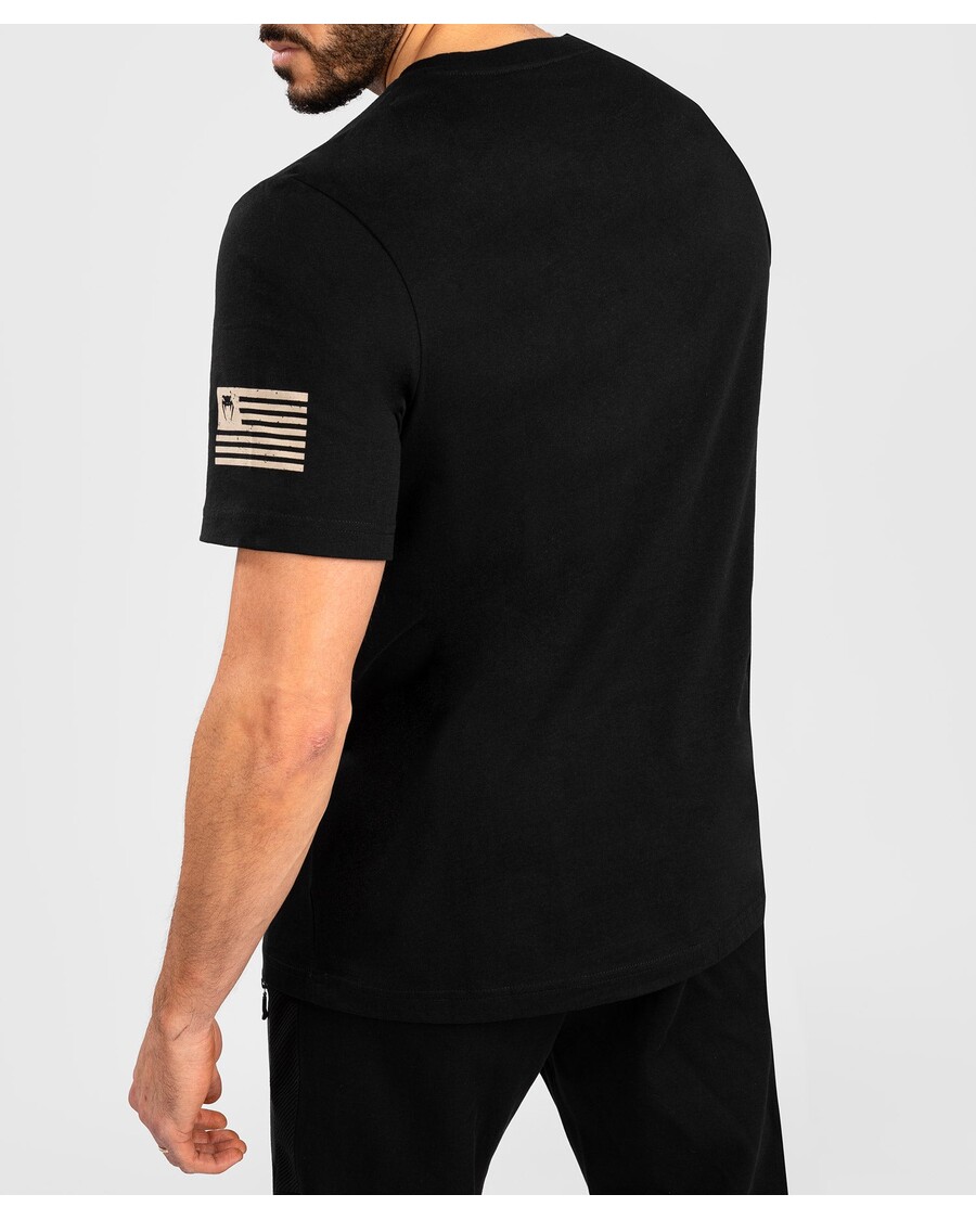 Venum ジャイアント USA T シャツ - レギュラー フィット - ブラック