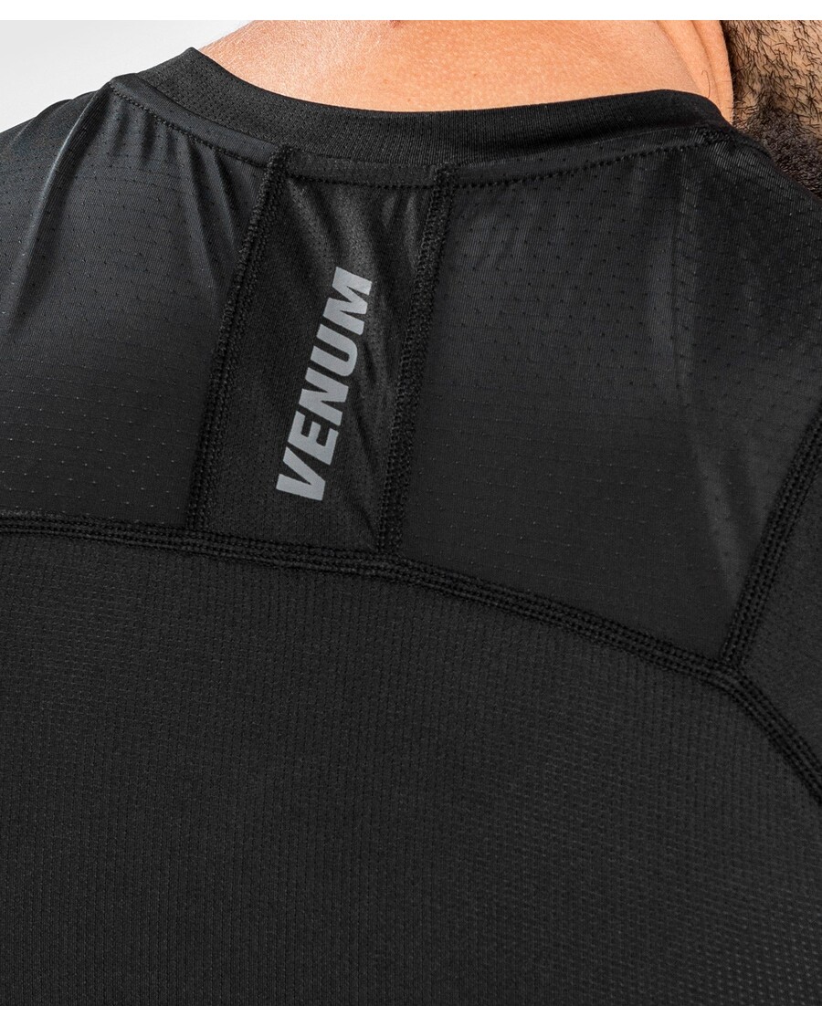 Venum G-fit Air Rashguard Brez Rokavov - črn