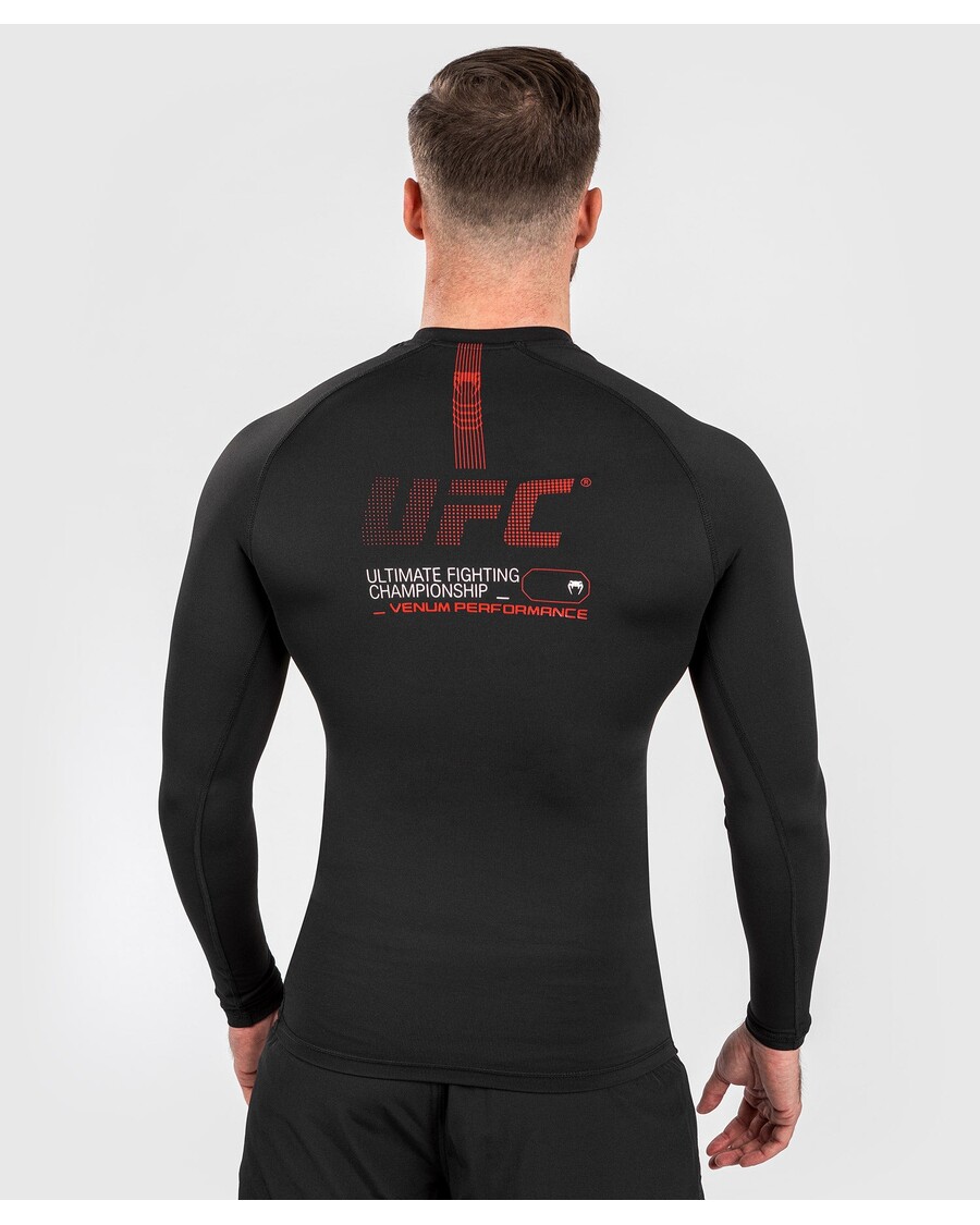 Ufc Adrenaline Van Venum Fight Week Heren Performance Rashguard Met Lange Mouwen - Zwart