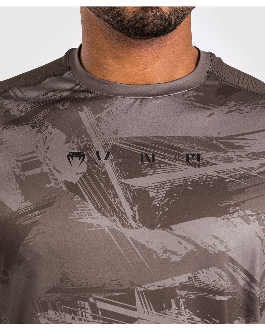 חולצת טריקו של Venum Electron 3.0 Dry-tech - חול