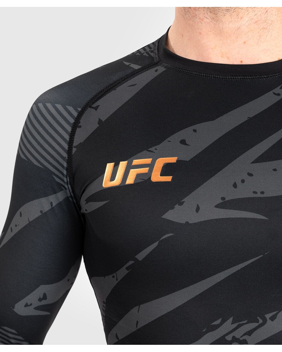 Ufc Adrenalin Od Venum Fight Week Performance Long Sleeve Rashguard - Urban Camo
