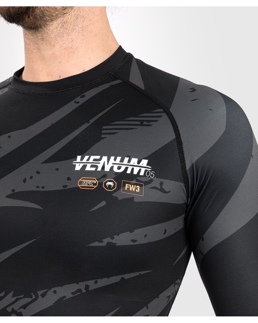 Ufc Adrenalin Od Venum Fight Week Performance Long Sleeve Rashguard - Urban Camo
