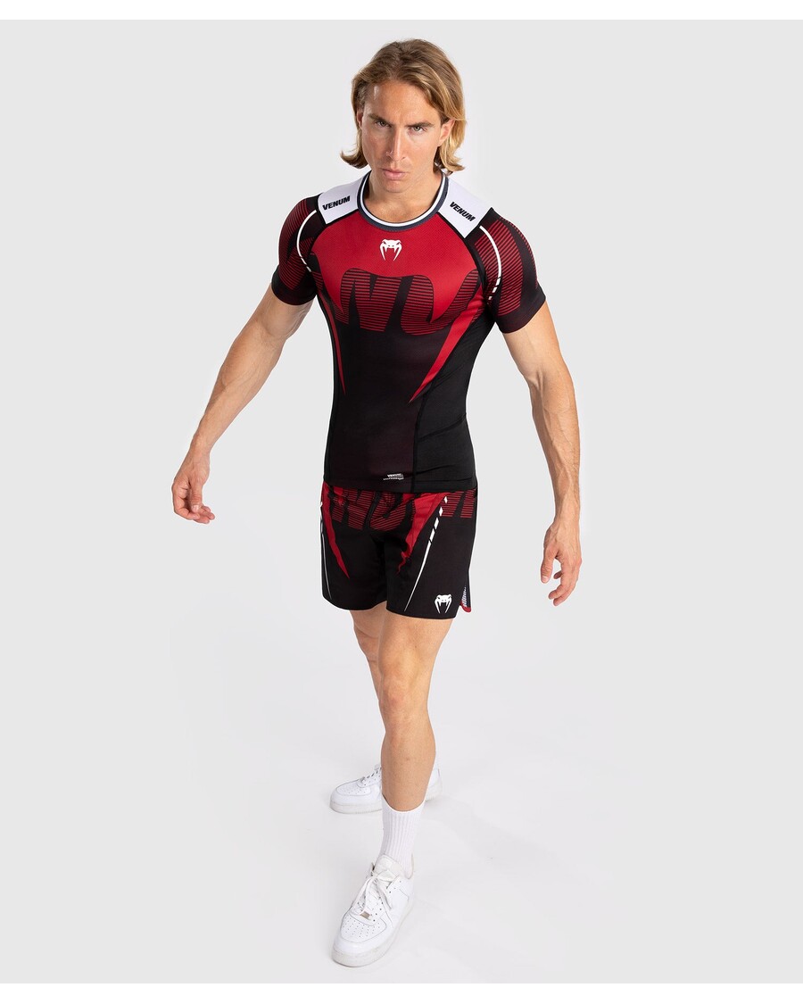 Venum Adrenaline Meeste Lühikeste Varrukatega Rashguard - Punane