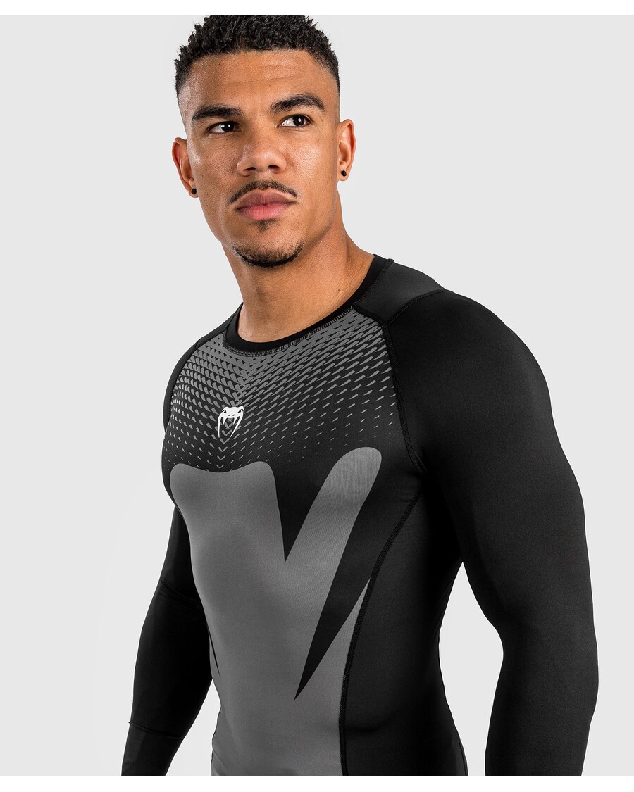 Venum Attack メンズ長袖ラッシュガード - ブラック/グレー