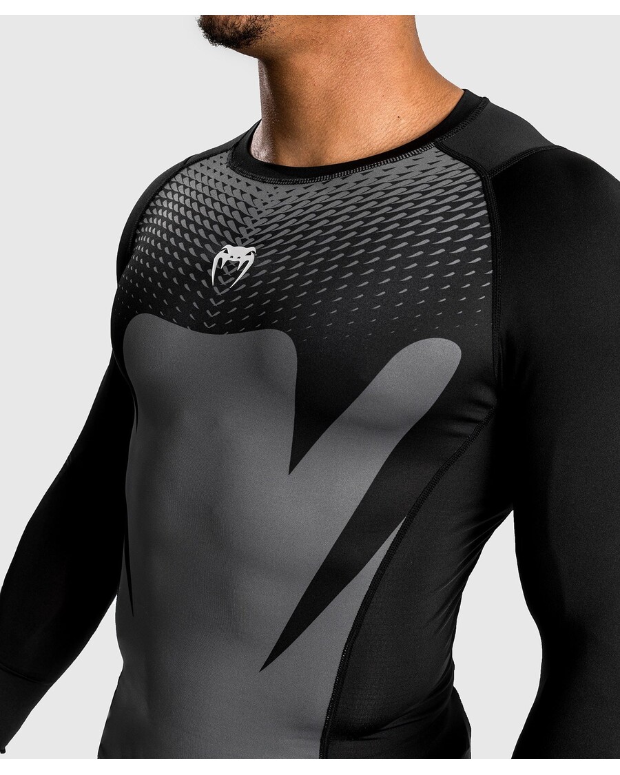 Venum Attack メンズ長袖ラッシュガード - ブラック/グレー