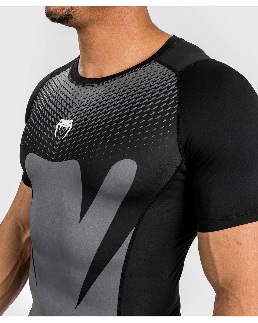 Venum Aanval Heren Rashguard Met Korte Mouwen - Zwart/grijs