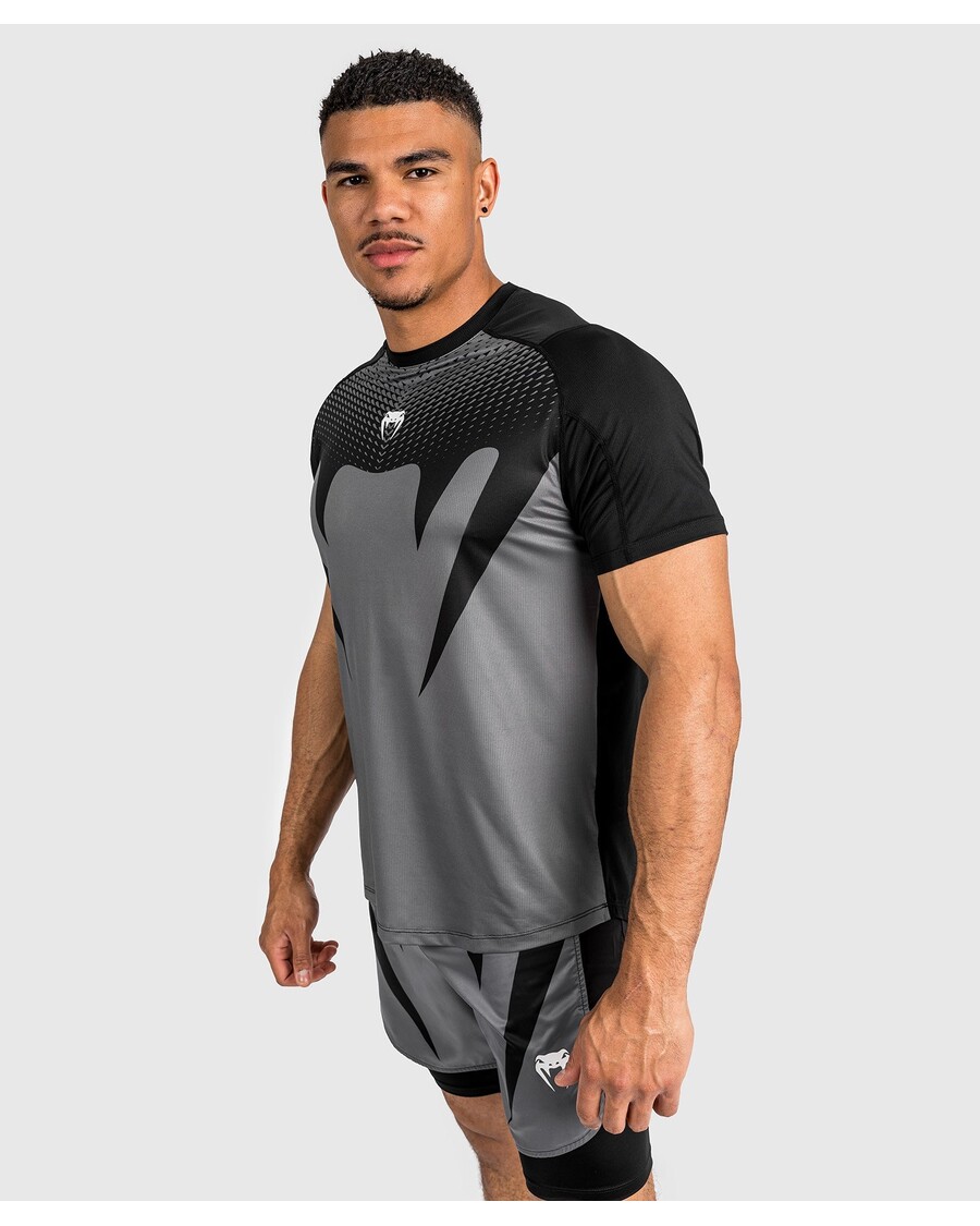 Venum Attack メンズ ドライテック T シャツ - ブラック