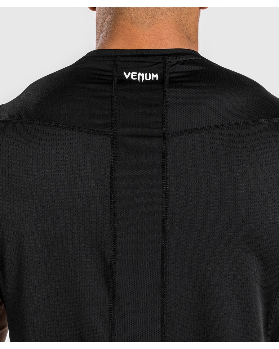 Venum Attack メンズ ドライテック T シャツ - ブラック