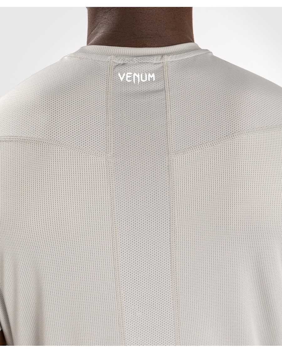 Мужская футболка Dry-Tech Venum Attack – песочный