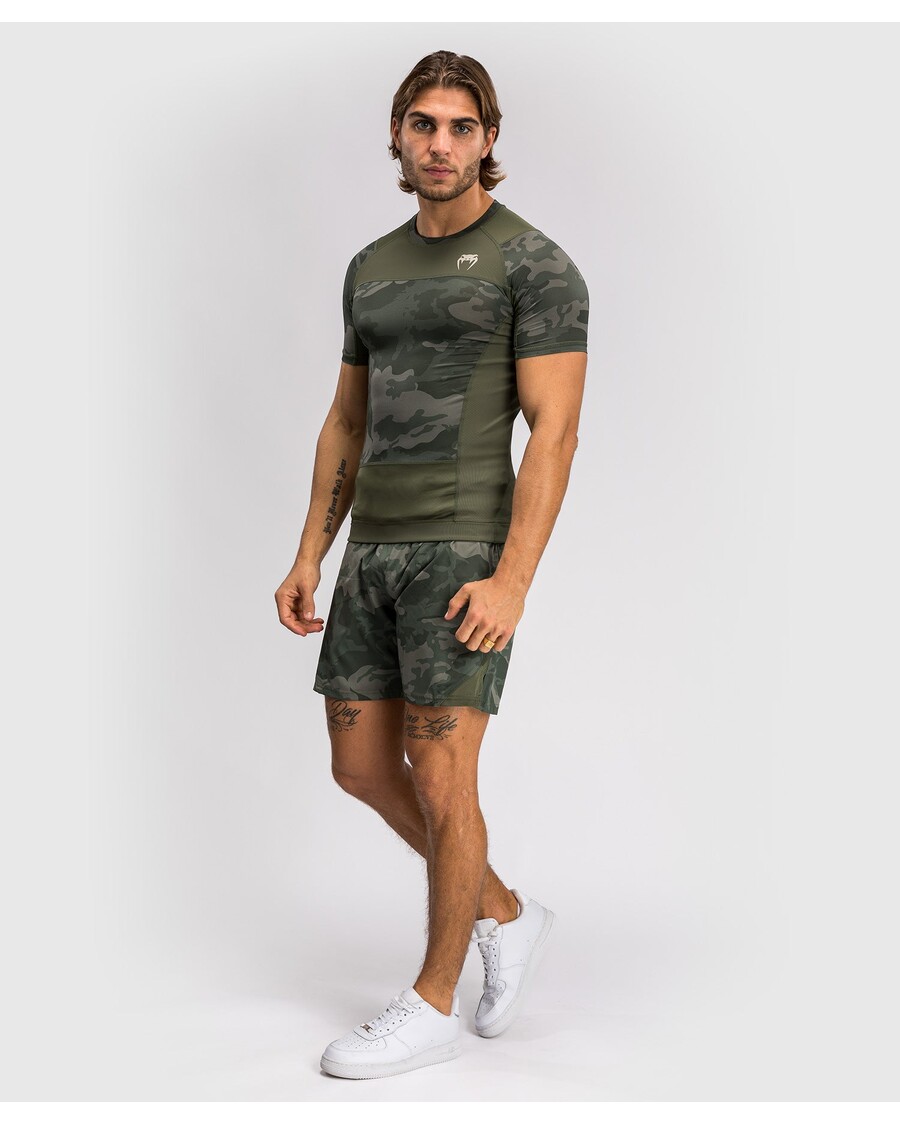 Venum G-fit Air Meeste Lühikeste Varrukatega Rashguard - Armee Kaamo