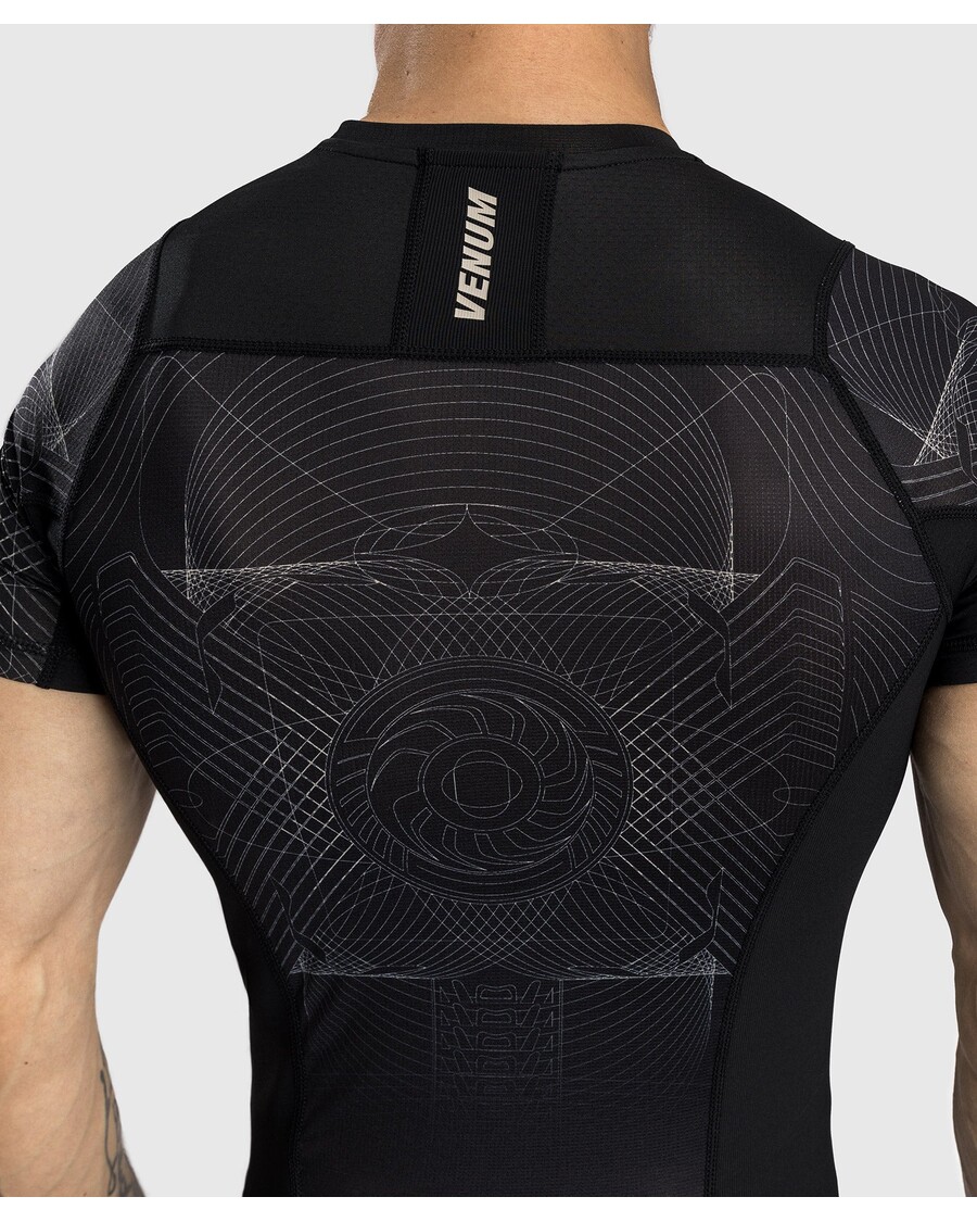 Venum G-fit Air Pánský Rashguard S Krátkým Rukávem - Tmavě černý/pouštní Písek