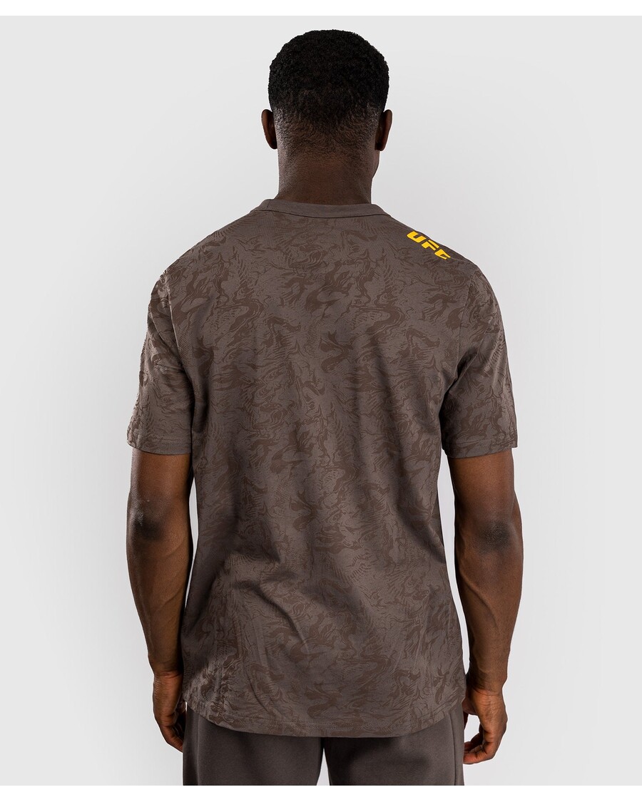 تي شيرت UFC Fusion By Venum Fight Week للرجال بأكمام قصيرة - بني ترابي