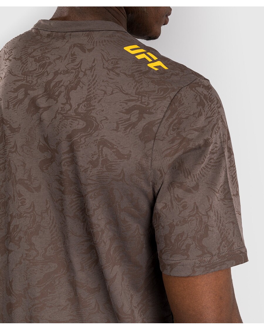 تي شيرت UFC Fusion By Venum Fight Week للرجال بأكمام قصيرة - بني ترابي