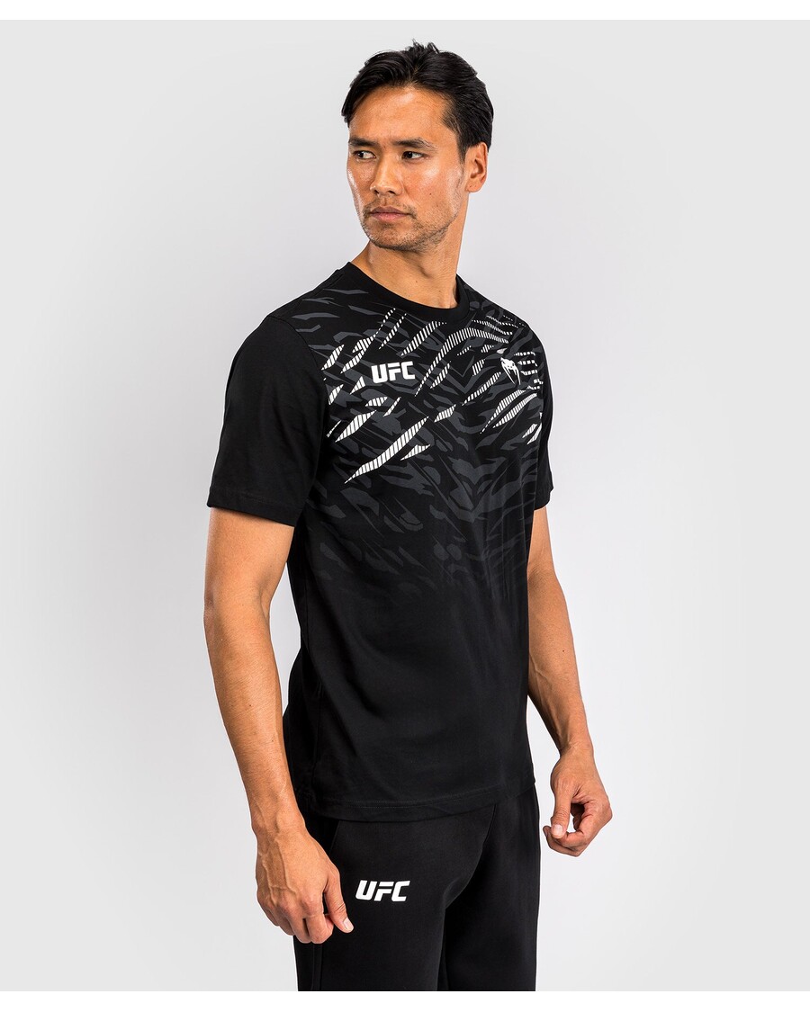 Ufc Fusion By Venum Meeste Lühikeste Varrukatega T-särk Replica - Must