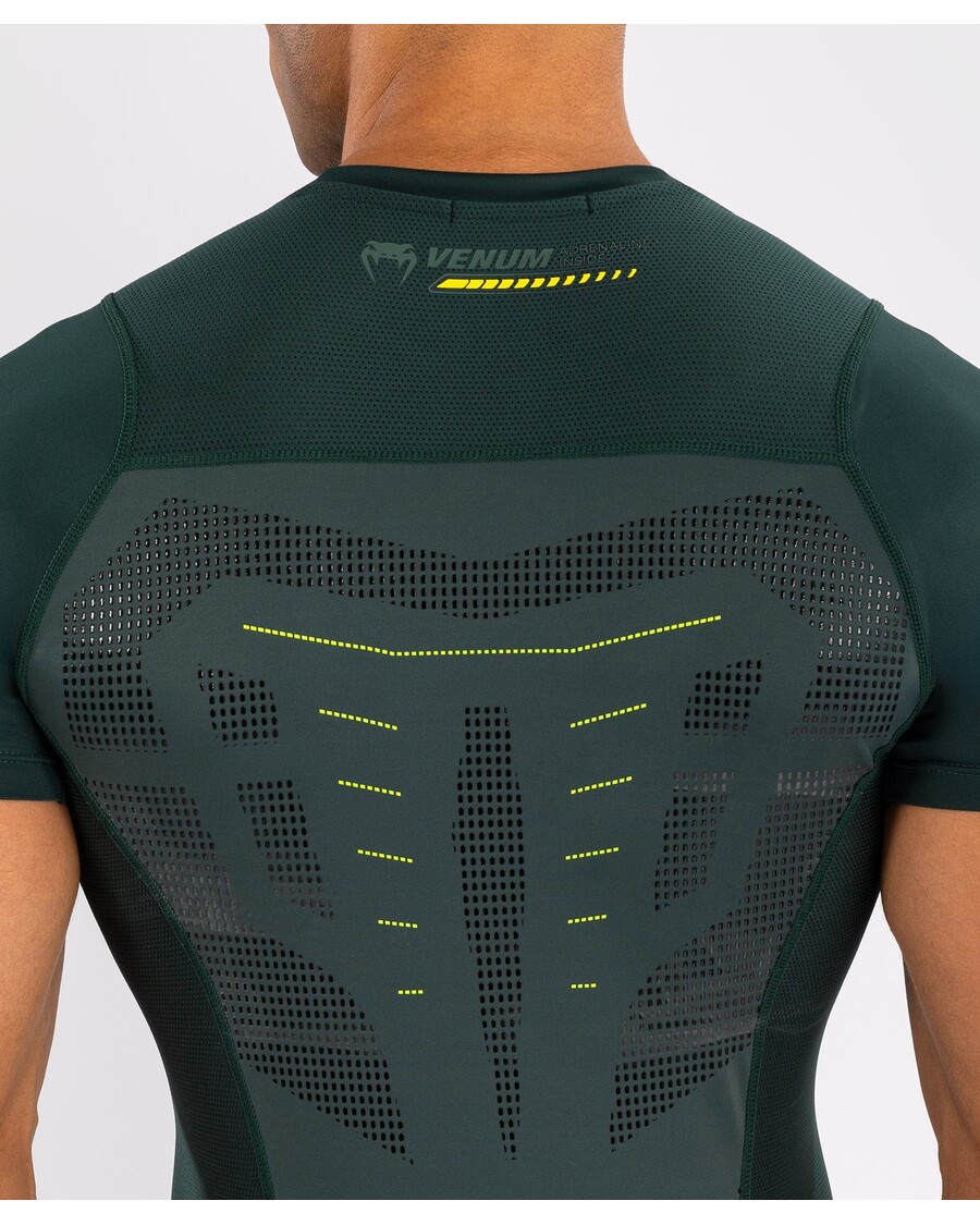 Venum Technical 3.0 Rashguard עם שרוול קצר - ירוק יער