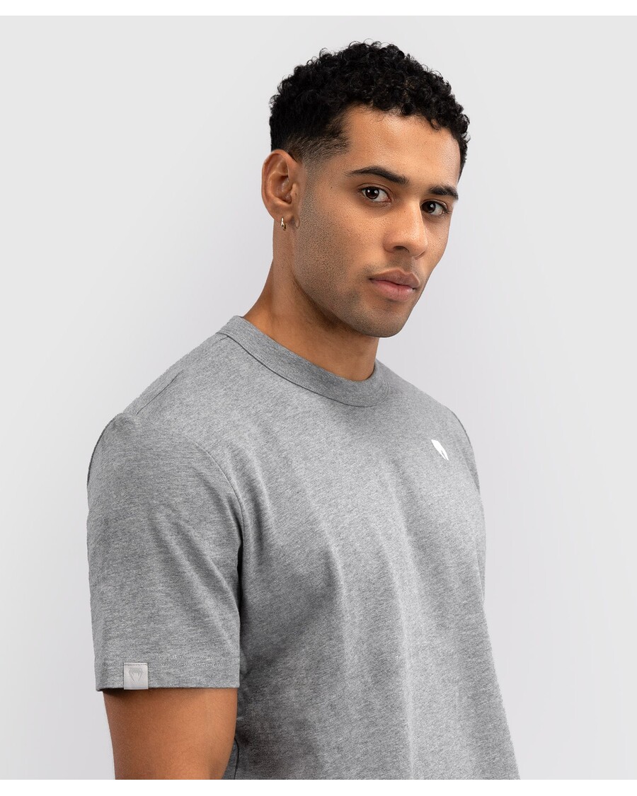 Camiseta Venum Silent Power - Cinza Nublado