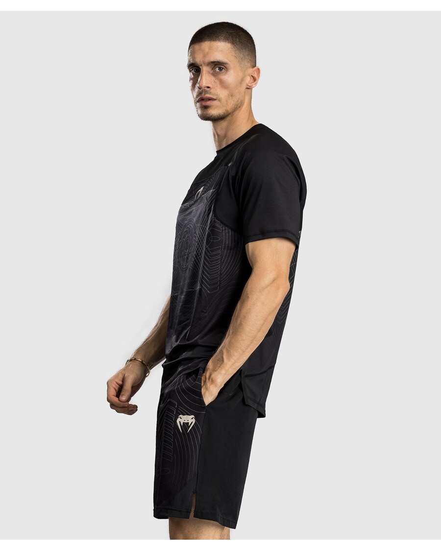 венум г-фит аир мушка мајица од сувотехнологије - дубока црна/пустињски песак