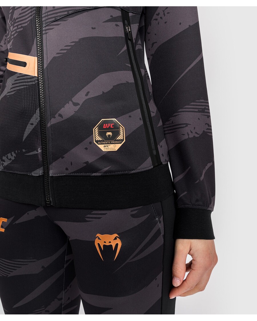 UFC アドレナリン バイ ヴェナム ファイト ウィーク ウィメンズ ジップ パーカー - アーバン カモフラージュ
