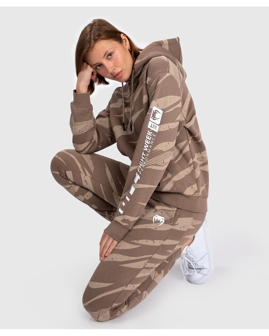 UFC Adrenalin Von Venum Fight Week Damen-Pullover-Kapuzenpullover – Desert Camo