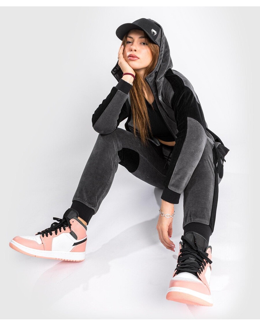Joggeri Din Catifea Venum Camoline 2.0 - Pentru Femei - Gri/negru