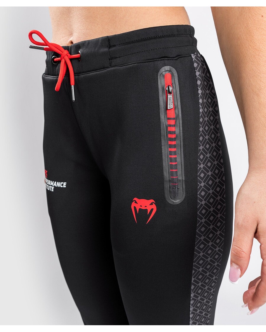 UFC VENUM パフォーマンス インスティテュート ジョガー - 女性用 - ブラック/レッド