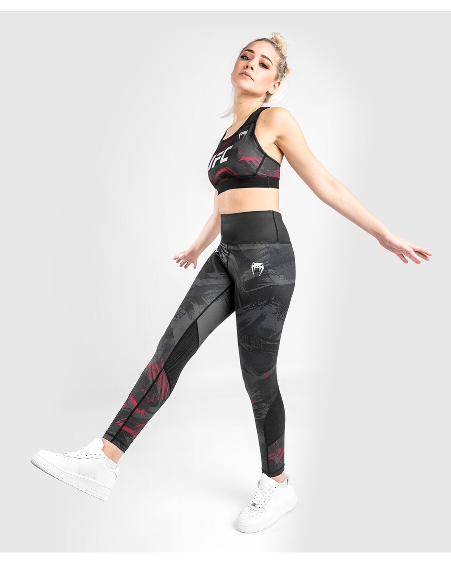 Ufc Venum Authentic Fight Week 2.0 ביצועי נשים צמוד - שחור