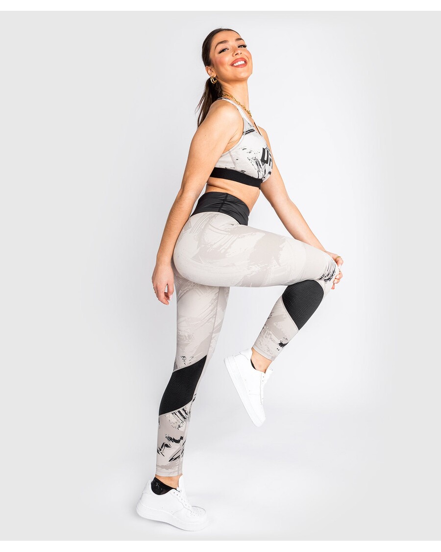 Ufc Venum Authentic Fight Week 2.0 ביצועי נשים צמודים - חול