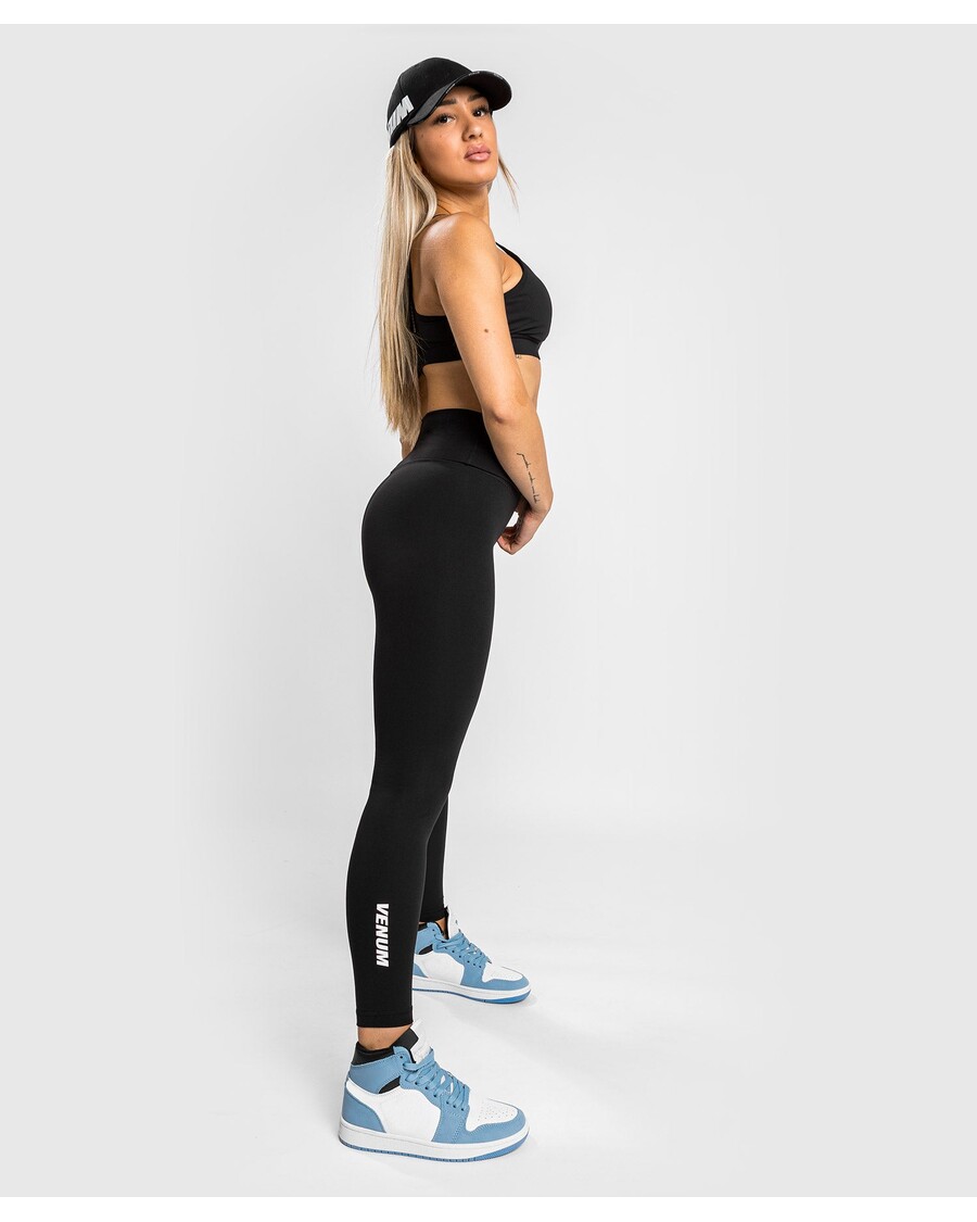 клинове Venum Essential Lifestyle - черни