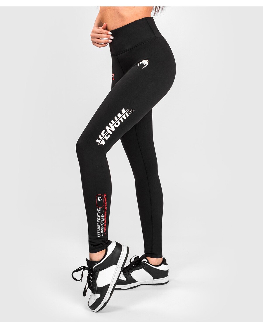 Ufc Adrenaline מאת Venum Fight Week ביצועי נשים צמוד - שחור
