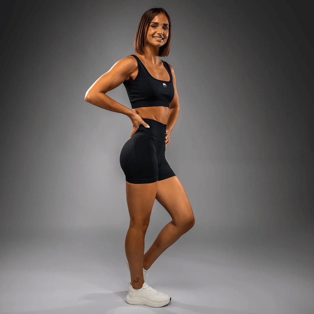 Venum Sculpt Vale Tudo Shorts - Black/White