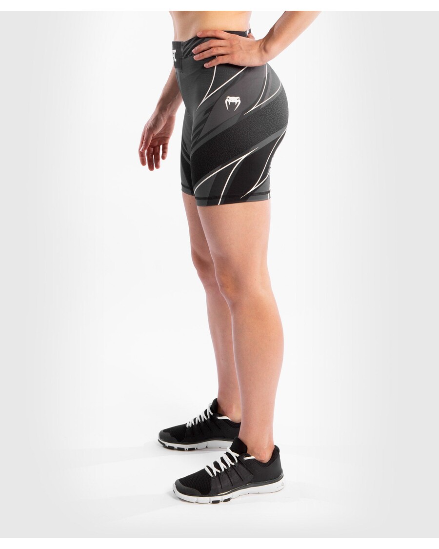 UFC ヴェナム オーセンティック ファイト ナイト レディース ヴァーレ トゥード ショーツ - ロング フィット - ブラック