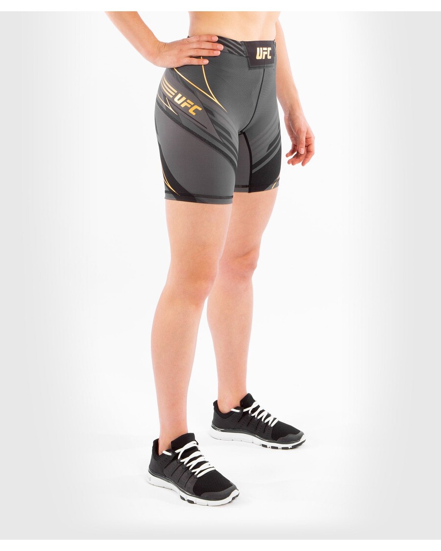Ufc Venum Uthentic Fight Night شورت زنانه واله تودو - تناسب بلند - قهرمان