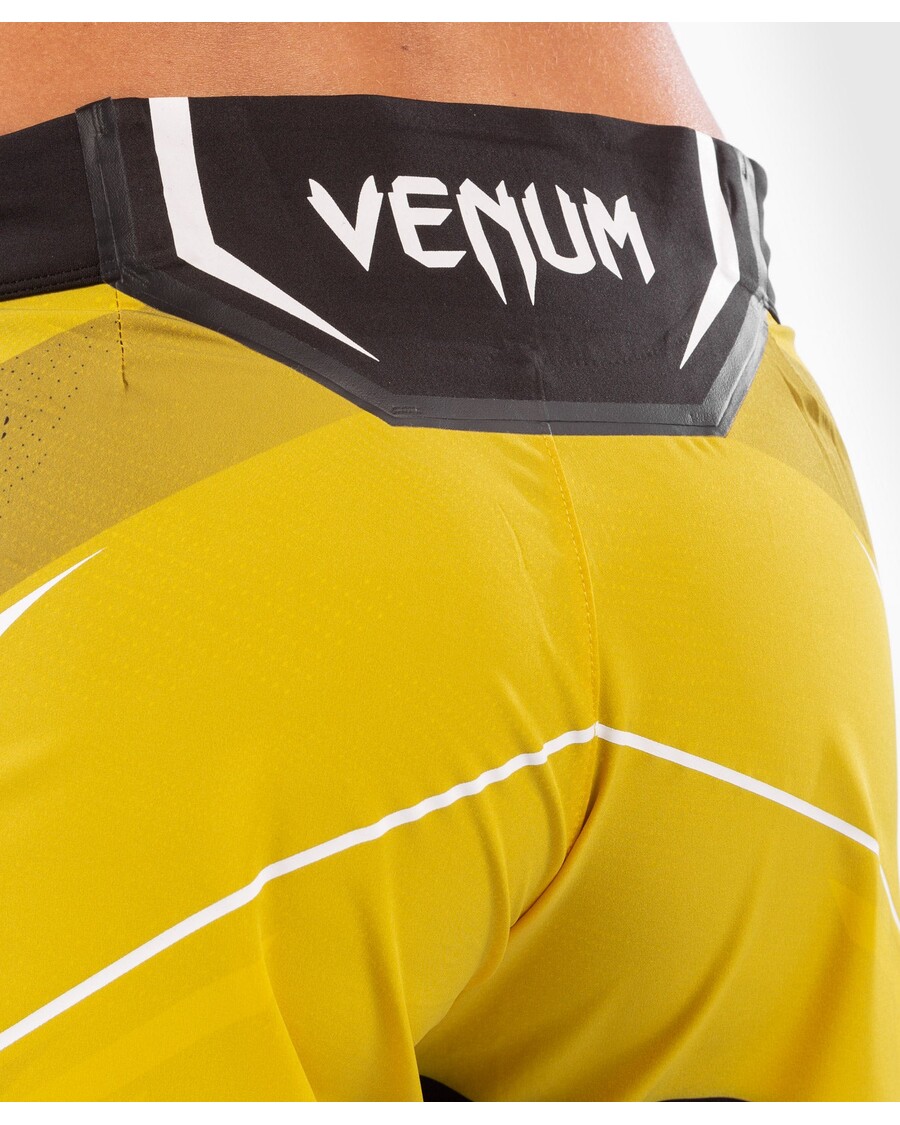 UFC VENUM オーセンティック ファイト ナイト 女性用ショーツ - ロングフィット - イエロー