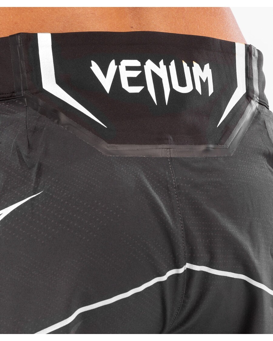 Ufc Venum Authentic Fight Night дамски къси панталони - къса кройка - черни