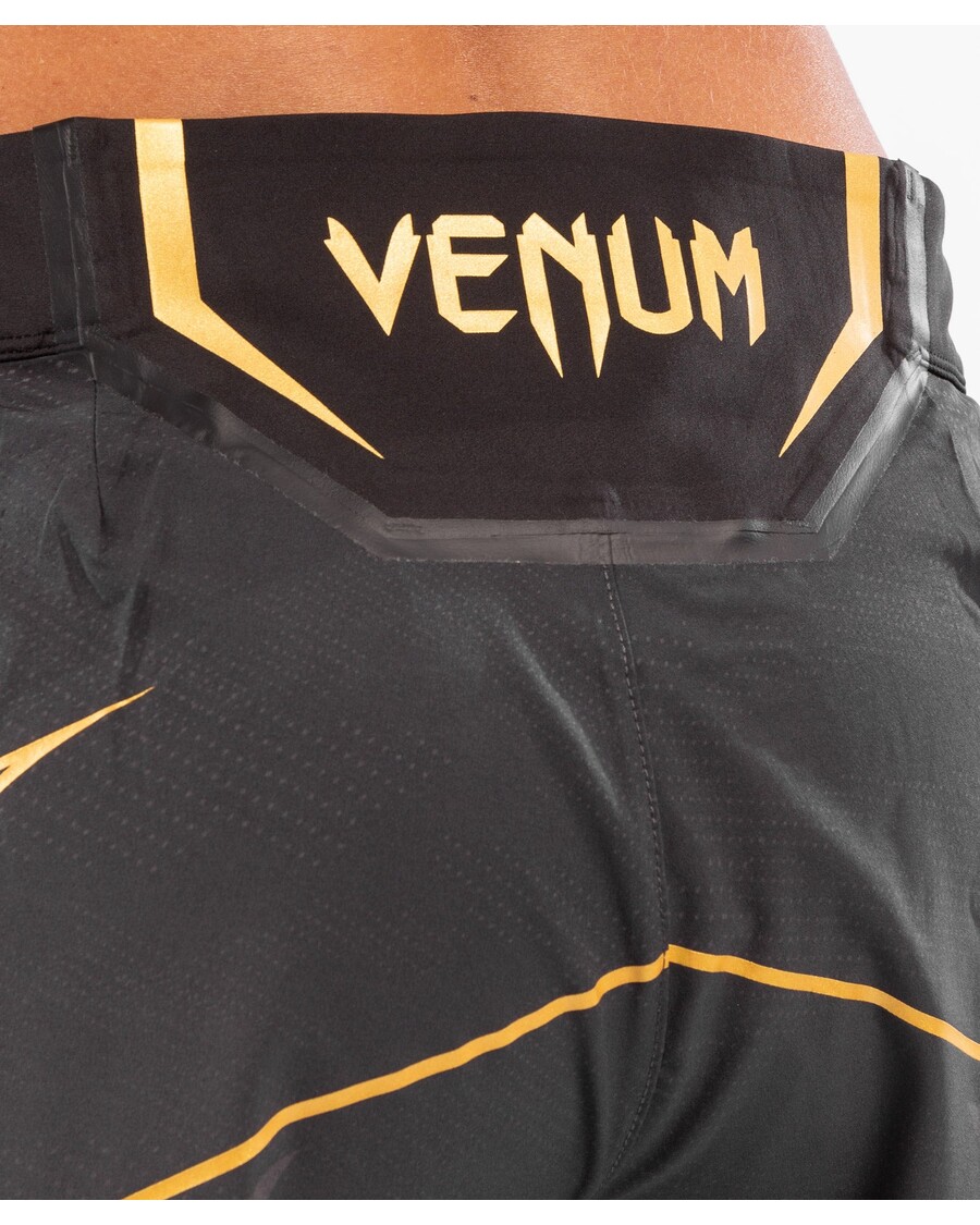 UFC Venum Authentic Fight Night Women's Shorts - Short Fit - Champion