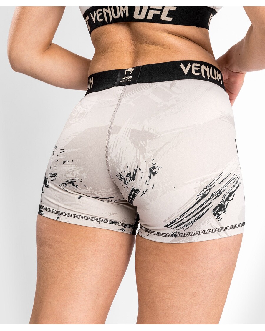 уфц венум аутхентиц фигхт веек 2.0 женске вале тудо кратке - песак/црна